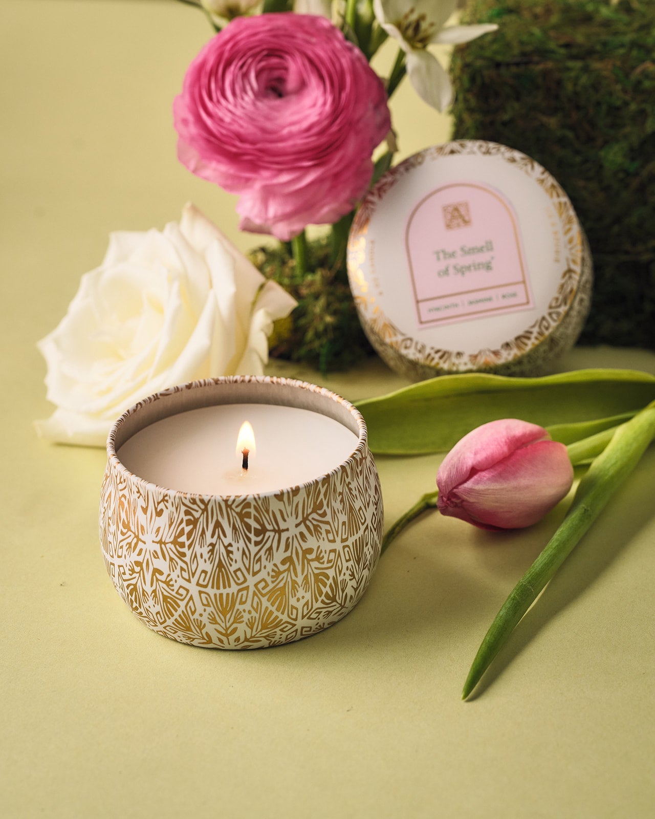 The Smell of Spring - Tin Candle