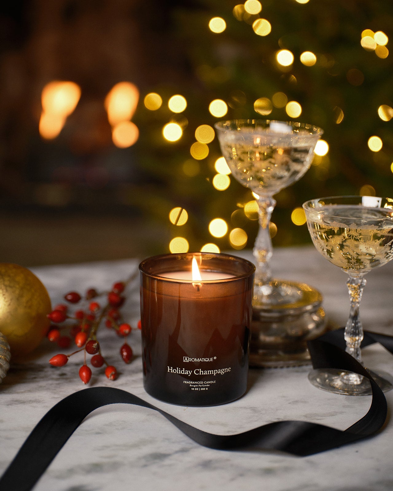 NEW! Holiday Champagne - Foundry Glass Candle - 10 oz